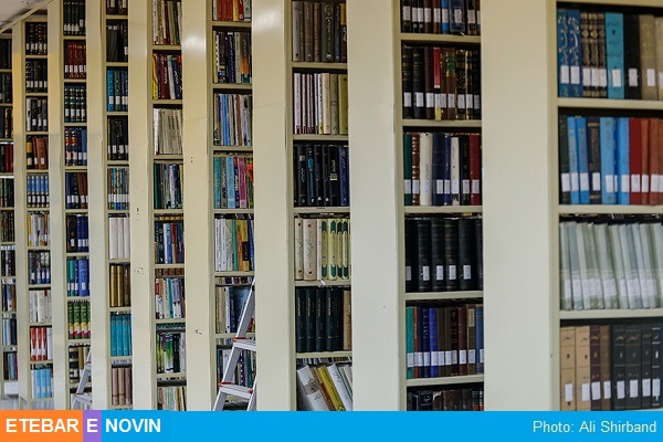 فروش کتابهای دانشگاهی؛ گنجینهای از دانش برای دانشجویان فنی مهندسی و علوم انسانی 22 کتاب