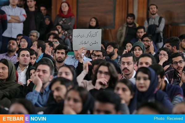 چند درصد فارغ التحصیلان کشور بیکار هستند؟ 10 دانشجو
